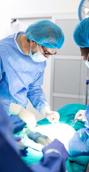 surgeon-team-uniform-performs-operation-patient-cardiac-surgery-clinic-modern-medicine-professional-team-surgeons-health